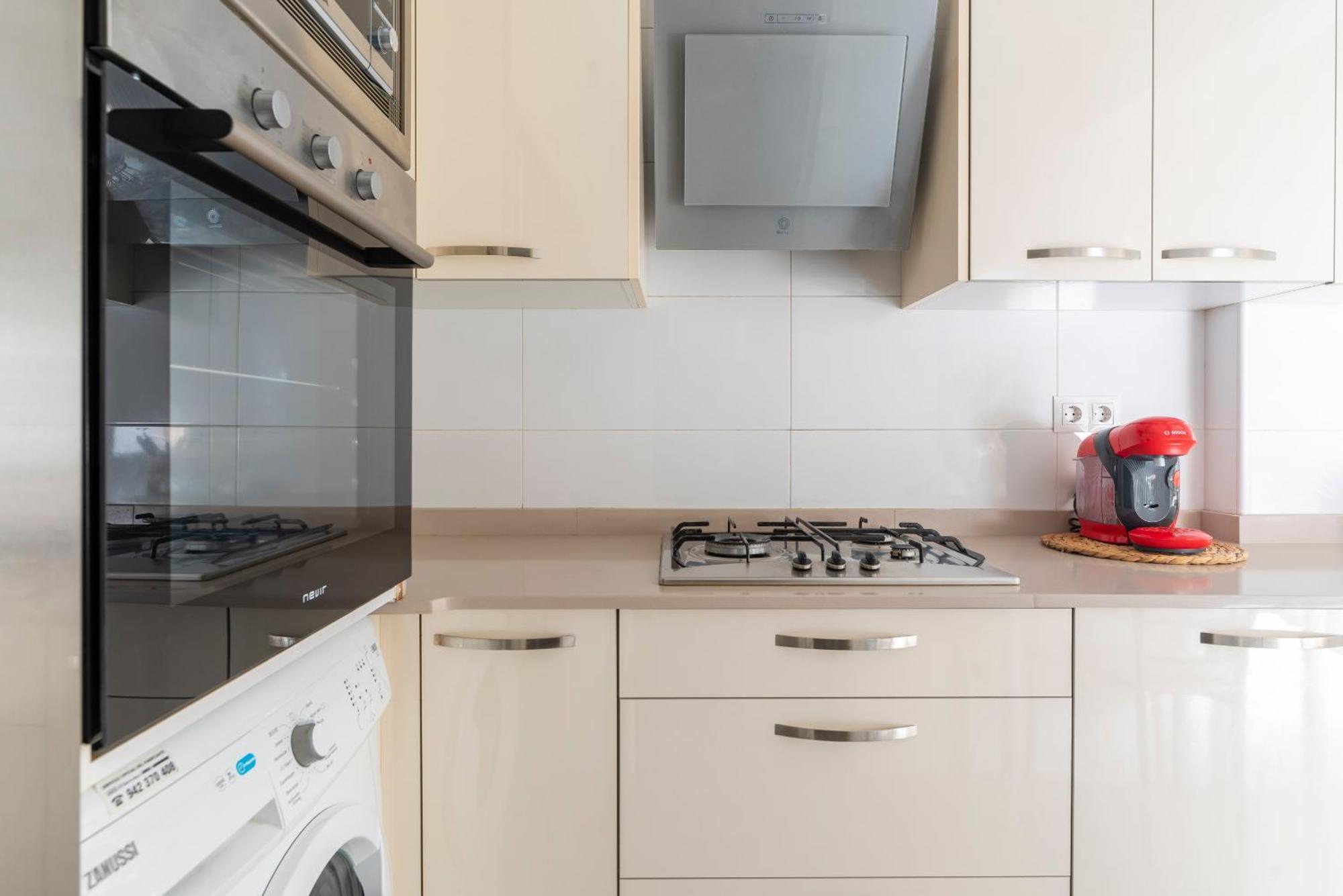 Apartamento Cerca Estaciones ซานตานเดร์ ภายนอก รูปภาพ